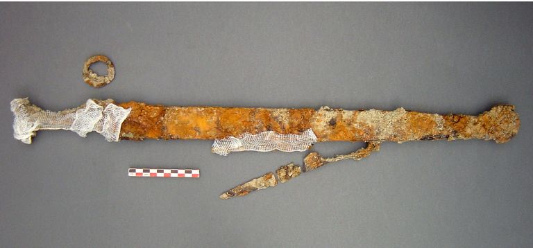 Imboccatura fodero prima del restauro